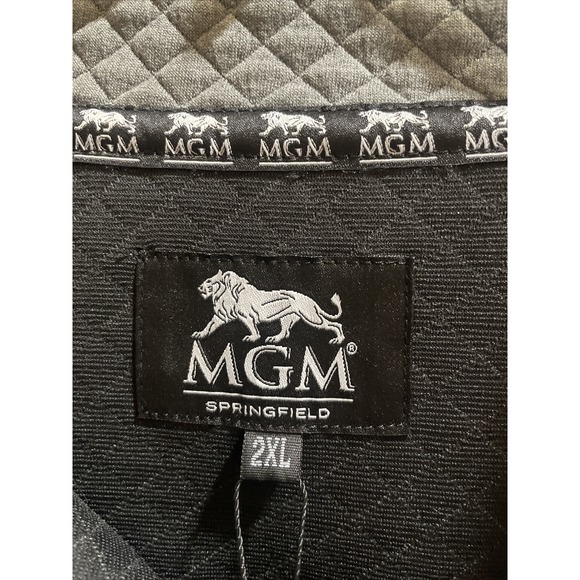 MGM Springfield Men's 2XL Quarter Button Down Gray Jacket - Picture 3 of 6